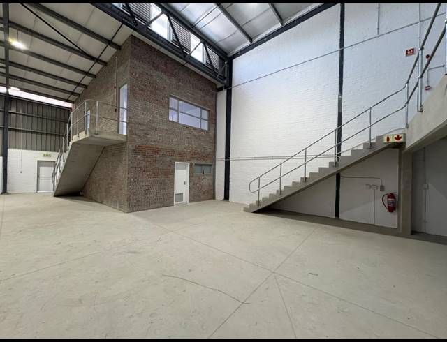462.20M² WAREHOUSE TO LET IN FIRGROVE